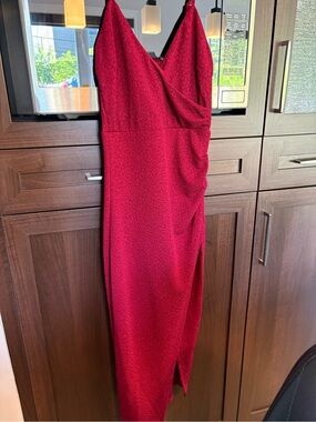 refuge Red Ruched Spaghetti-Strap Midi Dress